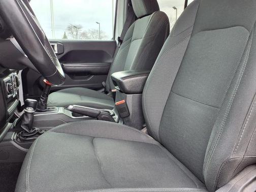 Bright White Clearcoat 2020 Jeep Gladiator Sport S