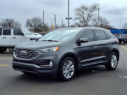 Magnetic 2020 Ford Edge Titanium