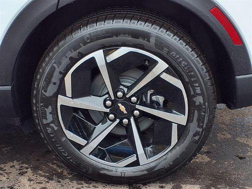 Summit White 2026 Chevrolet Equinox EV LT