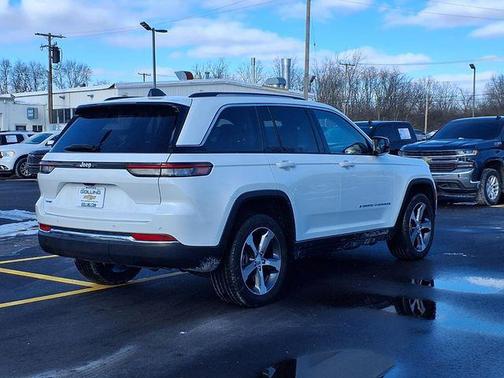 2023 Jeep Grand Cherokee 4xe Base