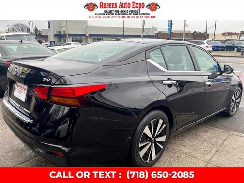 2022 Nissan Altima 2.5 SV