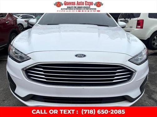 2020 Ford Fusion SE