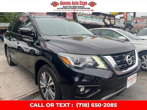 2017 Nissan Pathfinder SL