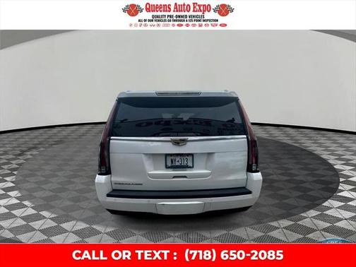 2017 Cadillac Escalade ESV Luxury