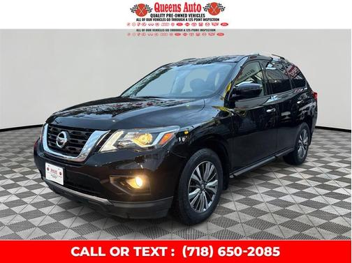 2018 Nissan Pathfinder SV