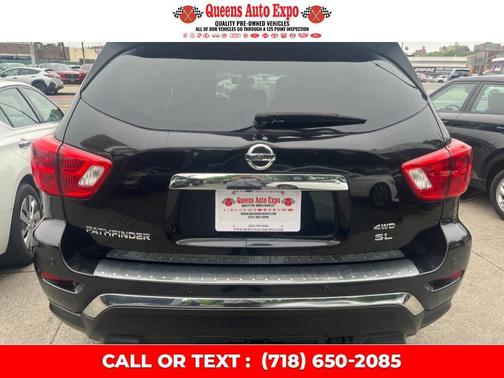 2017 Nissan Pathfinder SL