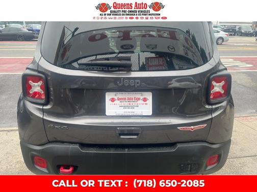 2021 Jeep Renegade Trailhawk