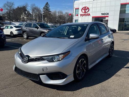 2016 Scion iM Base