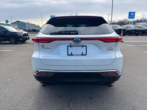 2022 Toyota Venza XLE