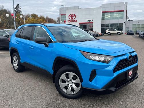2020 Toyota RAV4 LE