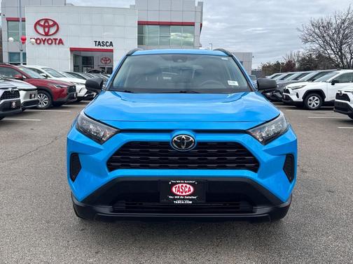 2020 Toyota RAV4 LE