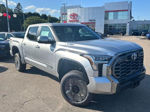 2025 Toyota Tundra Hybrid Platinum