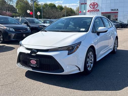 White 2022 Toyota Corolla LE
