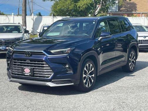 2025 Toyota Grand Highlander Hybrid Limited MAX