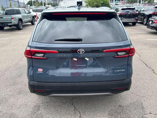 Storm Cloud 2024 Toyota Grand Highlander Limited