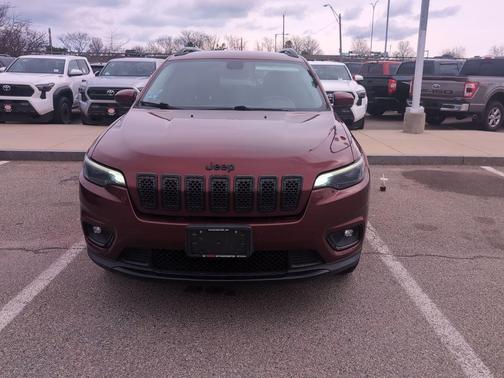 Velvet Red Pearlcoat 2019 Jeep Cherokee Altitude