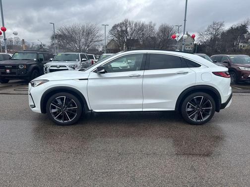 Radiant White 2025 INFINITI QX55 LUXE