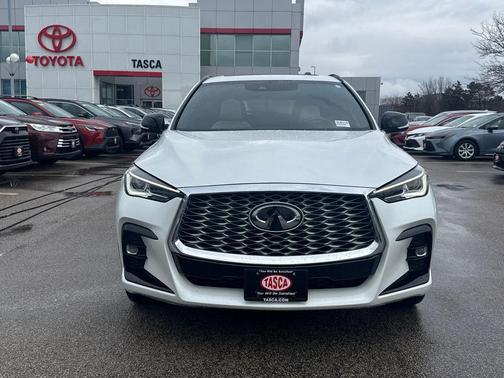 Radiant White 2025 INFINITI QX55 LUXE