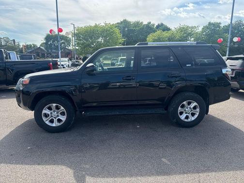 Midnight Black Metallic 2024 Toyota 4Runner SR5