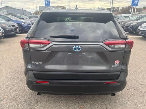 2020 Toyota RAV4 Hybrid LE