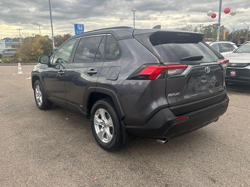 2020 Toyota RAV4 Hybrid LE