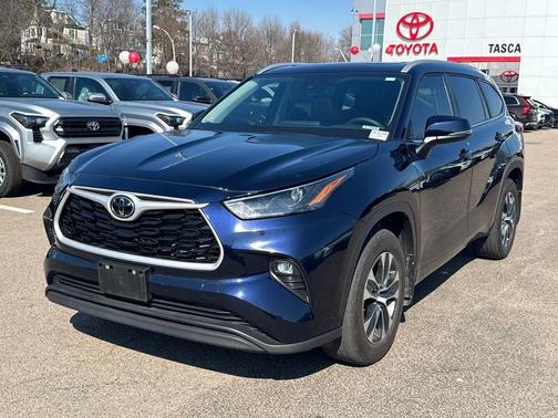 2025 Toyota Highlander XLE