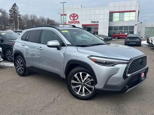 2024 Toyota Corolla Cross XLE