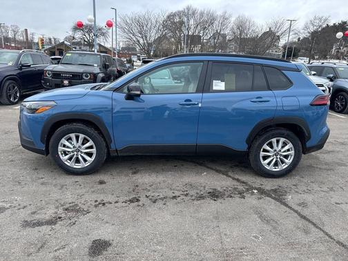 2026 Toyota Corolla Cross LE