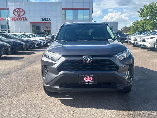 Magnetic Gray Metallic 2025 Toyota RAV4 XLE