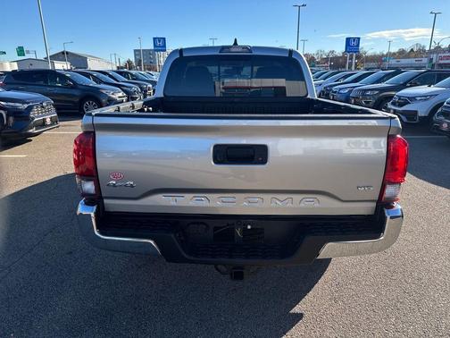 2022 Toyota Tacoma SR5