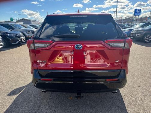 2022 Toyota RAV4 Prime SE