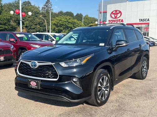 2023 Toyota Highlander Hybrid XLE