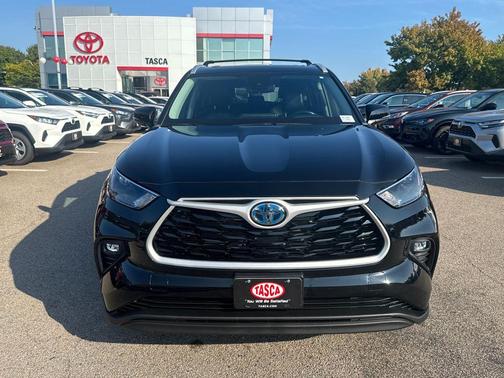 2023 Toyota Highlander Hybrid XLE