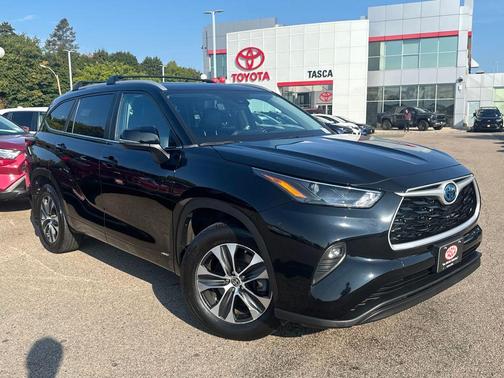 2023 Toyota Highlander Hybrid XLE