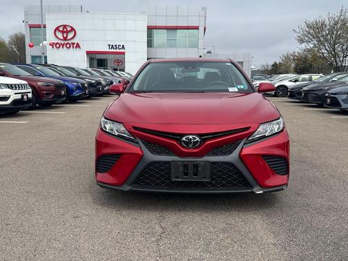 Supersonic Red 2020 Toyota Camry SE