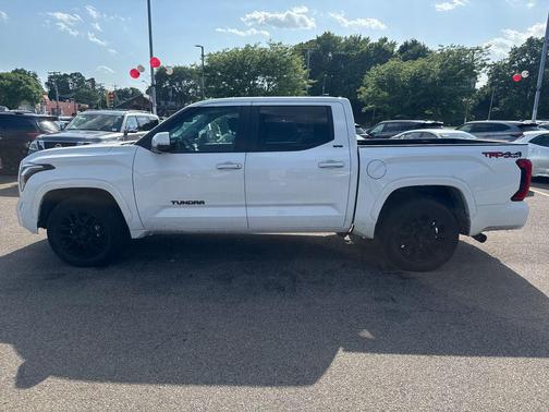 Ice Cap 2024 Toyota Tundra SR5