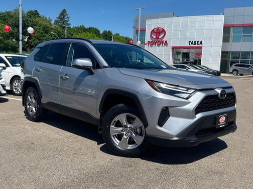 Silver Sky Metallic 2025 Toyota RAV4 XLE