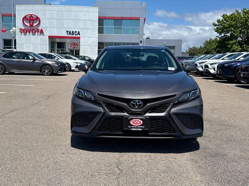 Predawn Gray Mica 2024 Toyota Camry SE