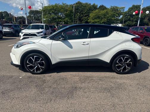 2019 Toyota C-HR XLE