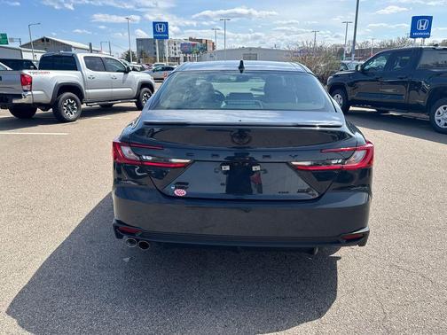 Underground 2025 Toyota Camry SE