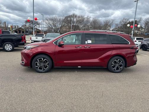 Ruby Flare Pearl 2026 Toyota Sienna Platinum