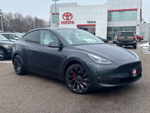 2024 Tesla Model Y Performance Dual Motor All-Wheel Drive