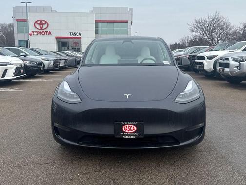 2024 Tesla Model Y Performance Dual Motor All-Wheel Drive