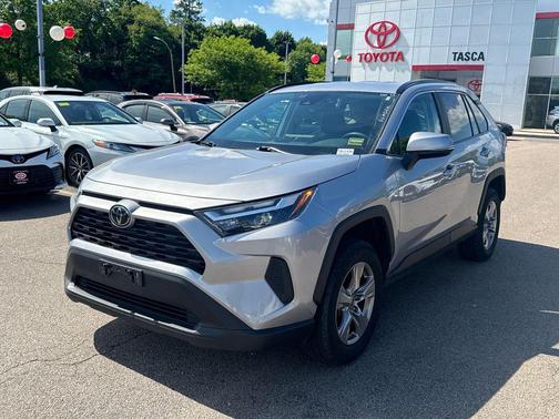 Silver Sky Metallic 2025 Toyota RAV4 XLE