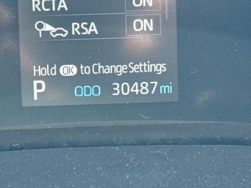 2024 Toyota Sienna LE