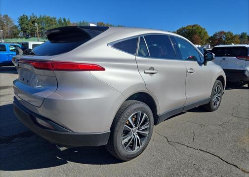 2024 Toyota Venza LE