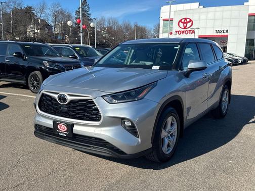 2021 Toyota Highlander LE