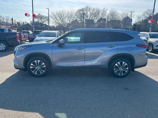 2020 Toyota Highlander Hybrid XLE
