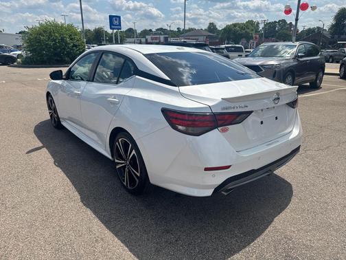 Aspen White Tricoat 2021 Nissan Sentra SR