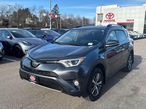 2018 Toyota RAV4 XLE